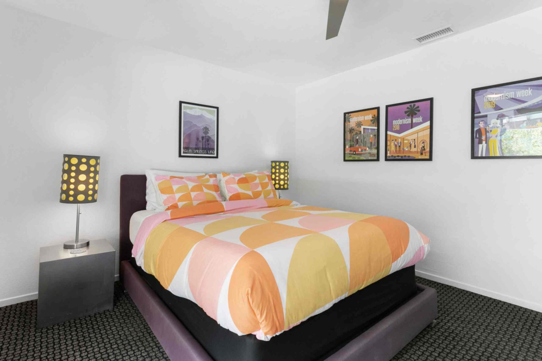 Guest bedroom